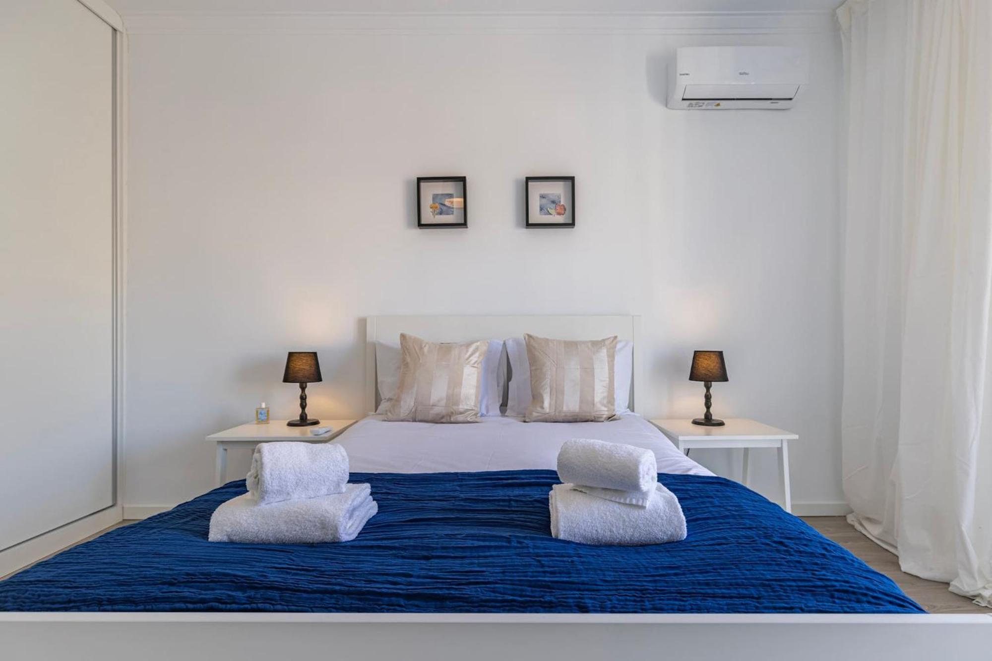Urban Elegance Apartment Алмада Экстерьер фото