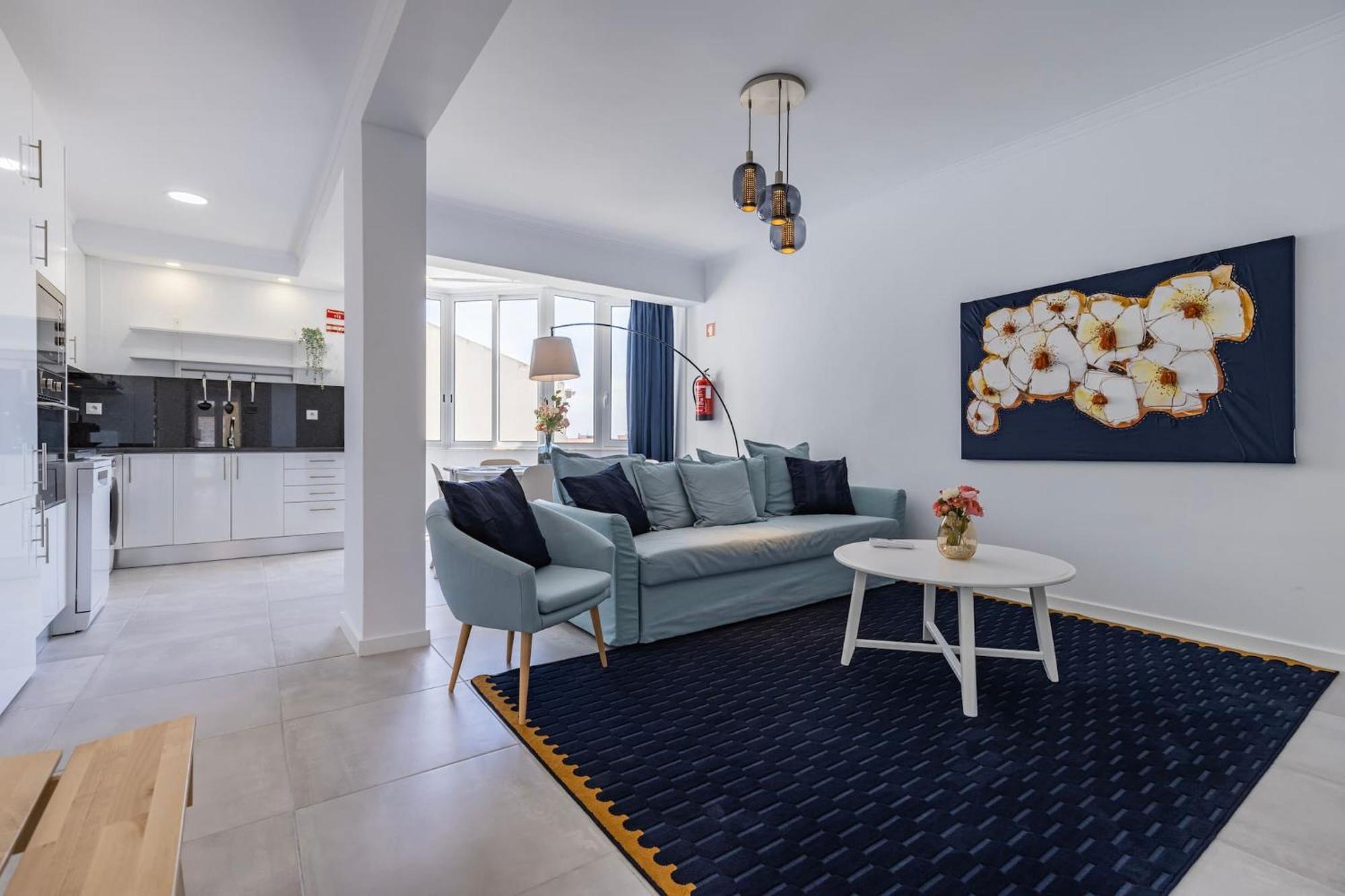Urban Elegance Apartment Алмада Экстерьер фото